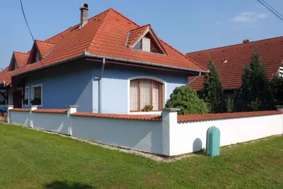 Image de Appartement de vacances avec piscine et climatisation
