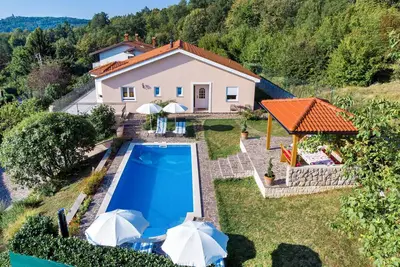 Image de Belle maison à Kastav avec WiFi