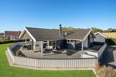 Image de Belle maison Ă Nordborg avec sauna