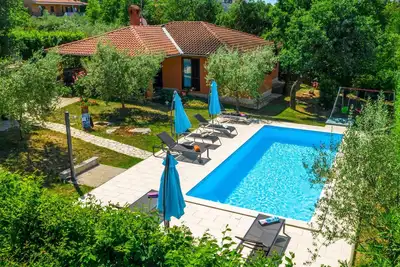 Image de Belle maison de 3 chambres à Sv. Lovrec