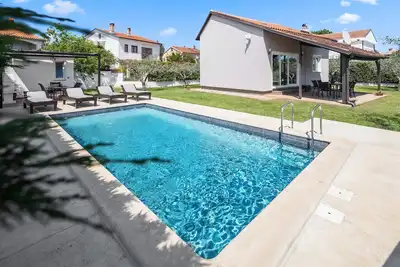 Image de Magnifique maison Ă Valbandon avec WiFi