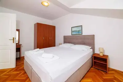 Image de Appartement de vacances avec air conditionné, internet et vue mer