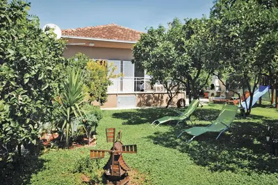 Image de Belle maison de 3 chambres à Seget.