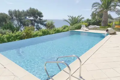 Image de Superbe appartement à Istres avec WiFi