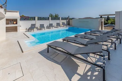 Image de Bel appartement Ă Banjole avec WiFi