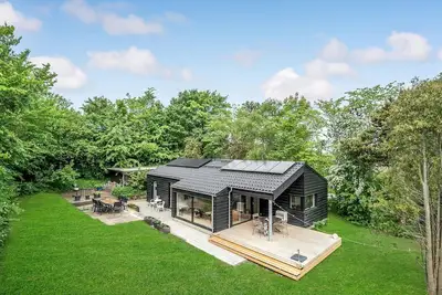 Image de Superbe maison à Vejby avec sauna