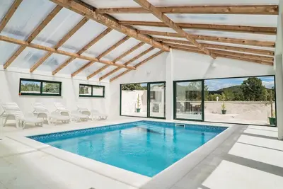 Image de Belle maison Ă Kresevo Brdo avec.