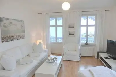Image de Appartement 5 - Sassnitz - Locations dans la salle de bain villa avec vue sur la mer Baltique