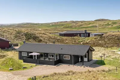 Image de Superbe maison à Hvide Sande avec sauna