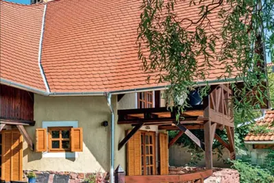 Image de Maison de vacances avec un immense terrain et une vue sur le lac