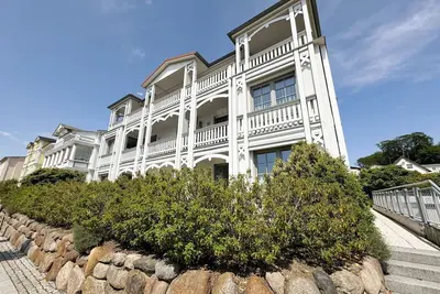 Image de A: Villa Annika Whg 06 avec balcon sud \/ ouest - Villa Annika Whg 06 avec balcon sud \/ ouest