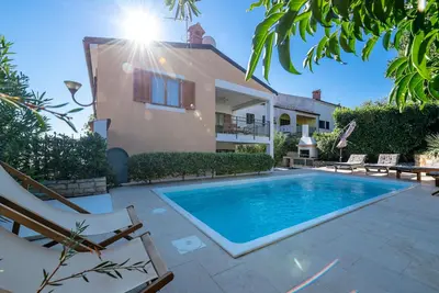 Image de Maison de 4 chambres acceptant les.