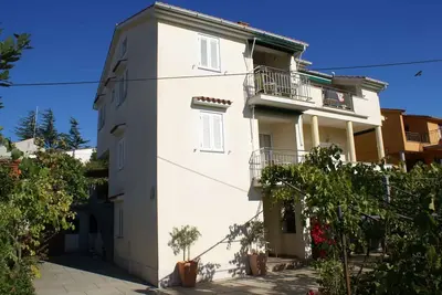Image de Appartement de vacances avec jardin