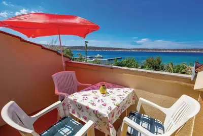 Superbe appartement à Rab avec WiFi