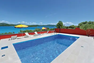 Image de Superbe maison Ă Jezera avec WiFi