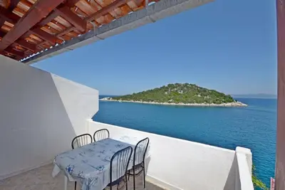 Image de Appartements et Chambres Barbara (53781-A1) - Zaklopatica - île de Lastovo