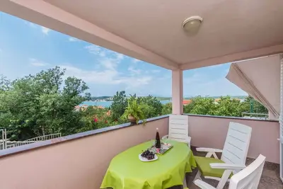 Appartement de vacances avec air conditionné et vue sur la mer