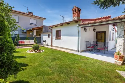 Image de Belle maison Ă Fazana avec WiFi