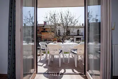Image de Appartement de vacances avec climatisation, Internet et Grill