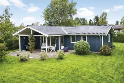 Image de Superbe maison à Dronningmølle avec.