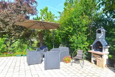 Image de Appartement de vacances avec piscine commune et climatisation