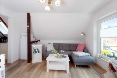 Image de Maison de vacances avec balcon - *** Ferienwohnungen Wiesenblick