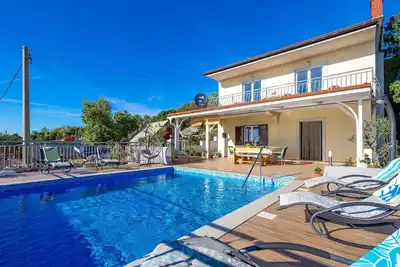 Image de Belle maison Ă Jablanac avec WiFi