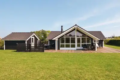 Image de Magnifique maison à Sydals avec sauna