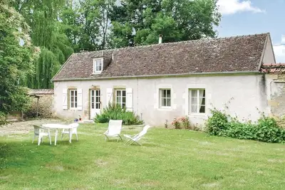 Image de Maison confortable à St. Jean Aux.