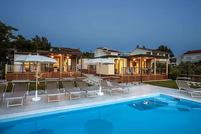Image de Maison mobile de la climatisation et l'utilisation de la piscine