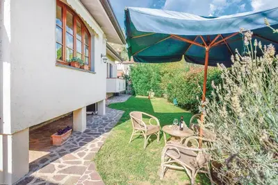 Image de Maison acceptant les animaux à Camaiore.