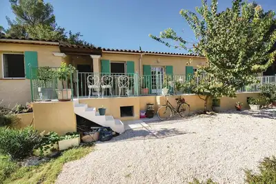 Image de Belle maison Ă St Anastasie s Issoles