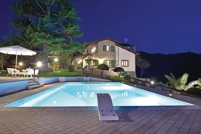 Image de Superbe maison à Camaiore (Lu) avec.