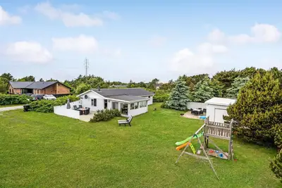 Belle maison de 4 chambres à Hvide.