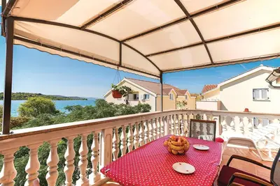 Image de Bel appartement Ă Srima avec WiFi