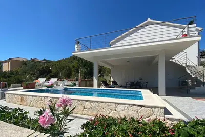 Image de Appartement confortable Ă Grscica avec.