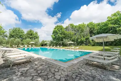 Image de Bel appartement à San Donato in P. Fi