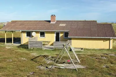Image de Superbe maison à Hvide Sande avec sauna