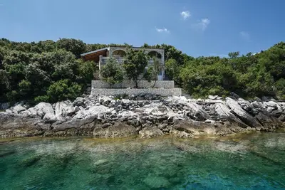 Image de Superbe maison Ă Osobjava