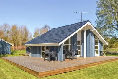 Image de Superbe maison Ă Strandby avec sauna
