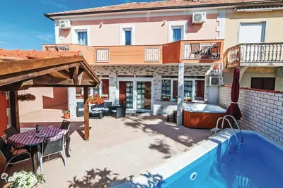 Image de Superbe maison à Zadar avec sauna