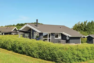 Image de Superbe maison à Rudkøbing avec sauna