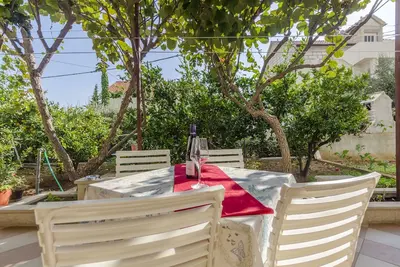 Image de Appartements et Chambre Villa Niko (25311-A5) - Bol - île de Brac