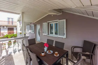Image de Appartement de vacances avec grande terrasse et 2 salles de bains
