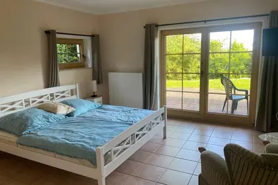 Image de Chambre double 1 jaune - Blockhaus Bärenburg Grillenberg
