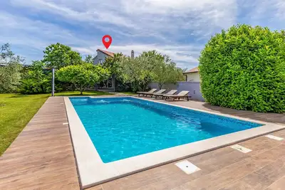 Image de Belle maison Ă Fazana avec WiFi