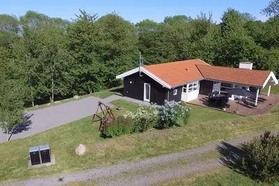 Image de Belle maison à Aakirkeby avec sauna
