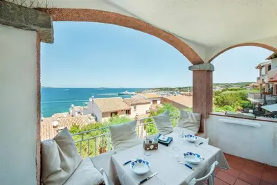 Bel appartement à Porto Rotondo Ot