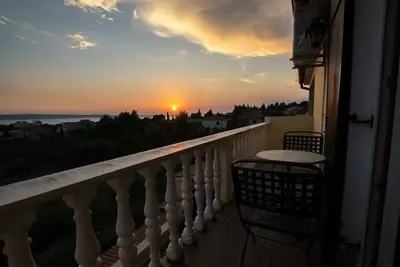 Image de Appartement de vacances avec climatisation et vue sur la mer