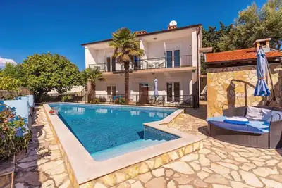 Appartement confortable à Krk avec WiFi